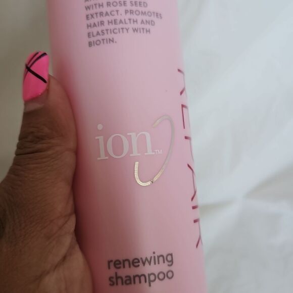 Ion Repair Shampoo Solutions 10.5 FL. Oz. (311 ml ) - Picture 5 of 16